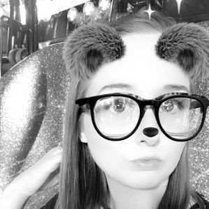 Meet your Posher, Shelby